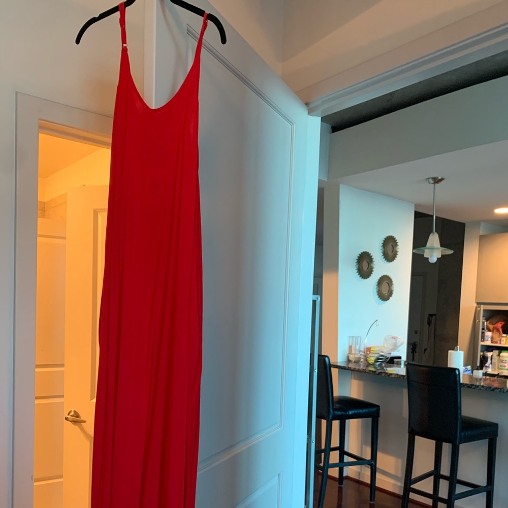 MAXI DRESS RED new with tags